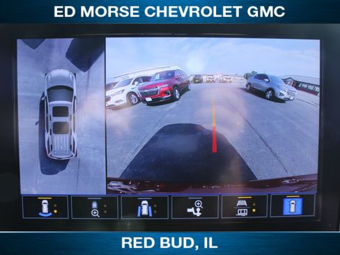 Used 2023 Chevrolet Traverse LT w/ LT Premium Package AWD/4WD image 12