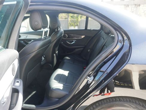 Used 2018 Mercedes-Benz C 300 4MATIC Sedan image 30