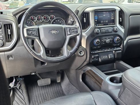Used 2021 Chevrolet Silverado 1500 LT Trail Boss w/ Convenience Package II AWD/4WD image 33