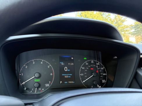 Used 2025 Toyota Corolla LE image 13