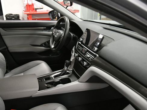 Used 2019 Honda Accord LX image 28