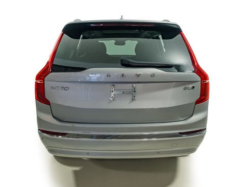 Used 2024 Volvo XC90 B5 Plus image 5