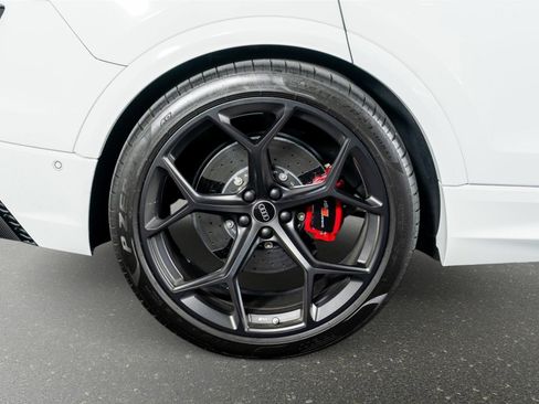 Used 2025 Audi RS Q8 performance image 9