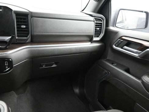 Used 2023 GMC Sierra 1500 Elevation AWD/4WD image 8