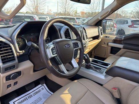 Used 2019 Ford F150 Lariat w/ Equipment Group 502A Luxury image 21