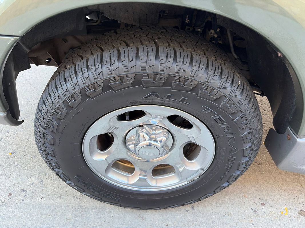 Used 2001 Lincoln Navigator 4WD image 28