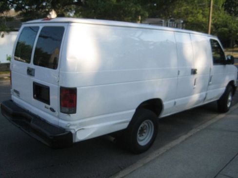 Used 2012 Ford E-250 and Econoline 250 Extended w/ Commercial Cargo Van Pkg image 5