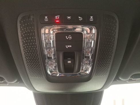 Used 2025 Mercedes-Benz GLE 350 4MATIC image 40