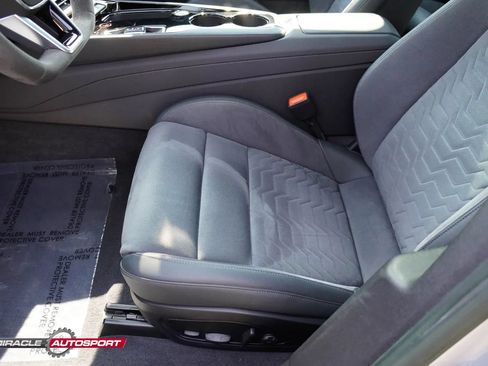Used 2022 Audi e-tron GT Premium Plus AWD/4WD image 16