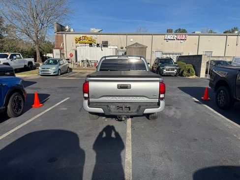 Used 2022 Toyota Tacoma SR5 image 7
