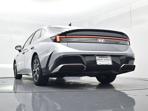 Used 2025 Hyundai Sonata SEL FWD image 39