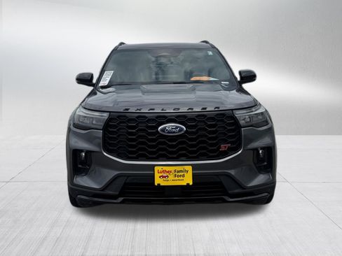 Used 2025 Ford Explorer ST w/ Sun And Sound Package AWD/4WD image 2