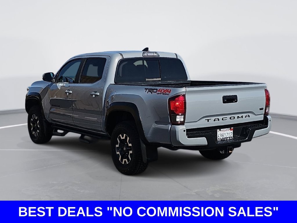Used 2019 Toyota Tacoma TRD Off-Road AWD/4WD image 5