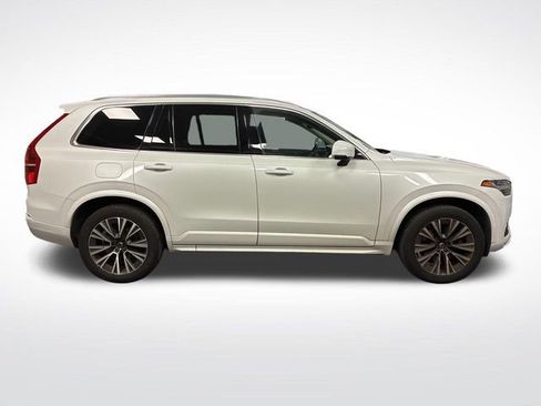 Used 2020 Volvo XC90 T5 Momentum w/ Protection Package Premier FWD image 6