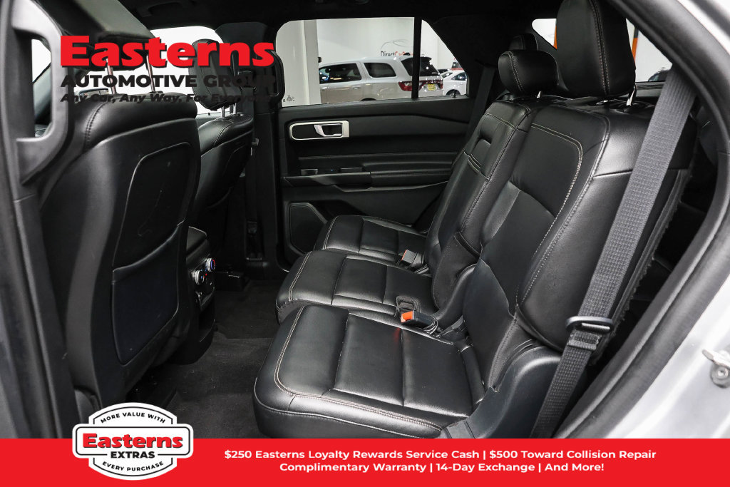 Used 2020 Ford Explorer XLT w/ Equipment Group 202A AWD/4WD image 20