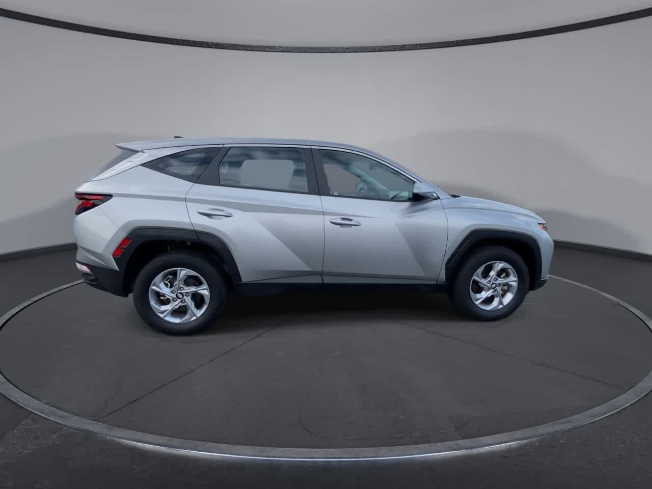 Used 2023 Hyundai Tucson SE AWD/4WD image 9