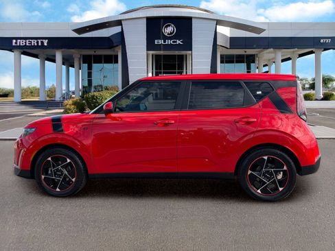 Used 2023 Kia Soul EX FWD image 6