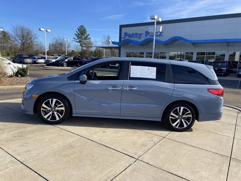 Used 2023 Honda Odyssey Touring image 6