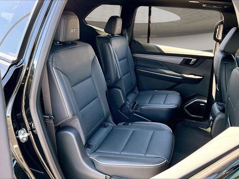 New 2026 Buick Enclave Sport Touring AWD/4WD image 11