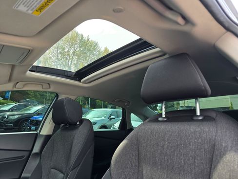 Used 2024 Honda Accord EX image 19