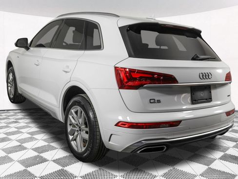 Used 2023 Audi Q5 2.0T Premium w/ Convenience Package AWD/4WD image 17