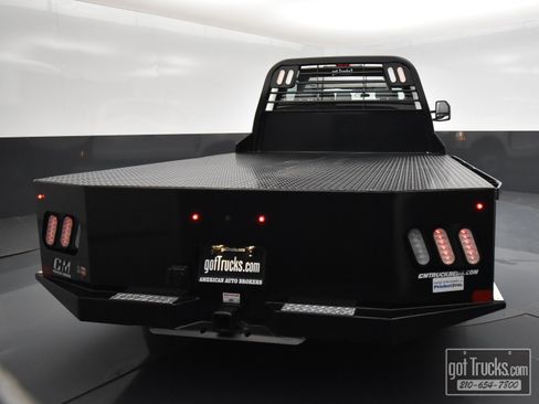 Used 2023 Ford F350 XL image 5