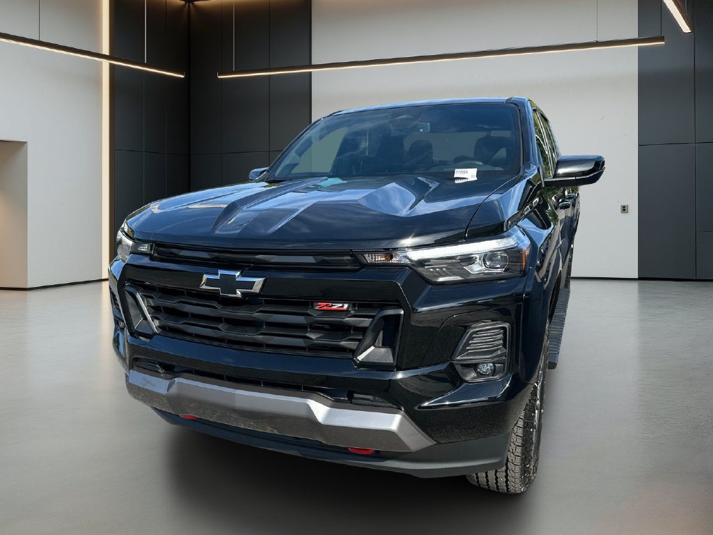 Used 2026 Chevrolet Colorado Z71 AWD/4WD image 11