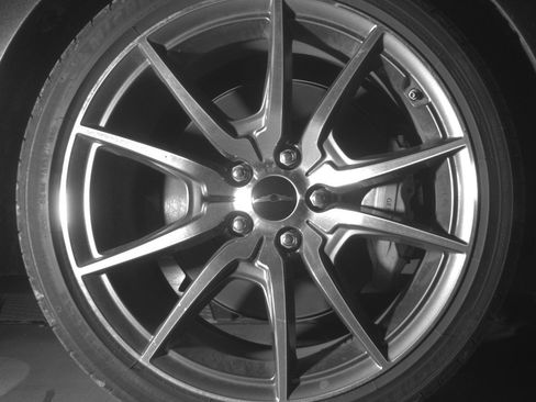 Used 2025 Genesis G70 2.5T image 15