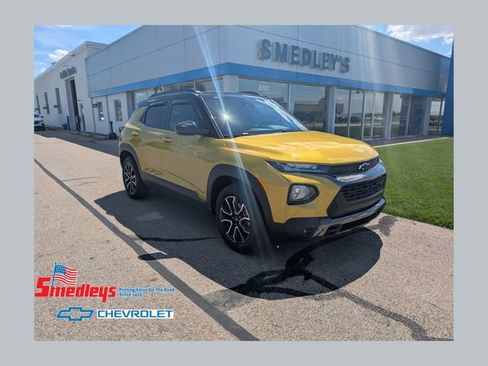 Used 2023 Chevrolet TrailBlazer ACTIV w/ Sun and Liftgate Package AWD/4WD image 1