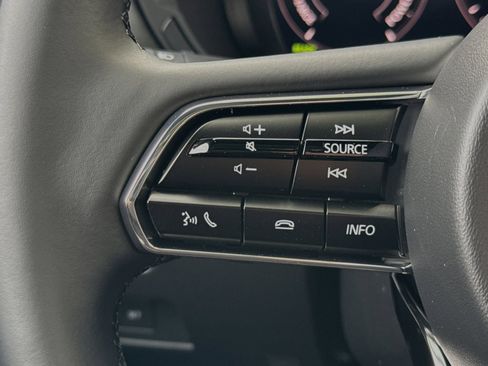 Used 2025 MAZDA CX-70 Plug-In Hybrid w/ Premium Plus image 26