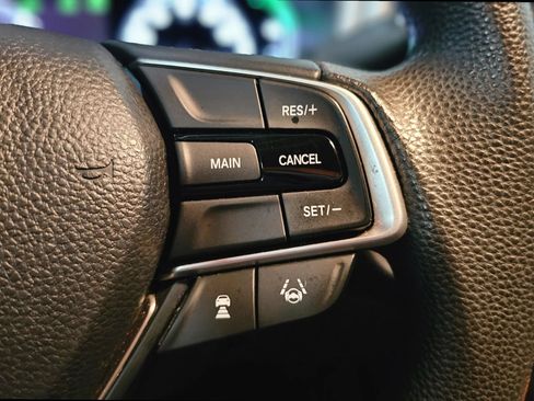 Used 2019 Honda Insight EX image 39