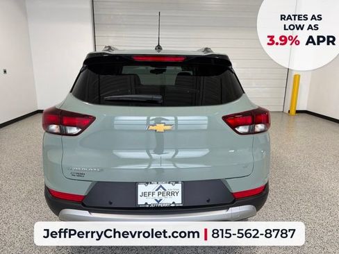 New 2026 Chevrolet TrailBlazer LT w/ LT Cold Weather Package FWD image 4