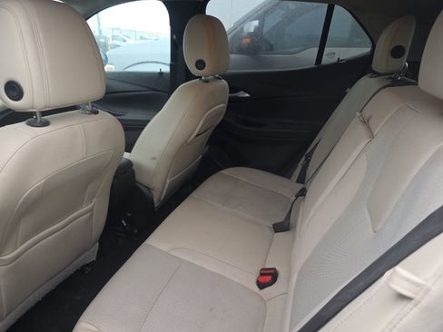 Used 2021 Buick Encore GX Select image 15