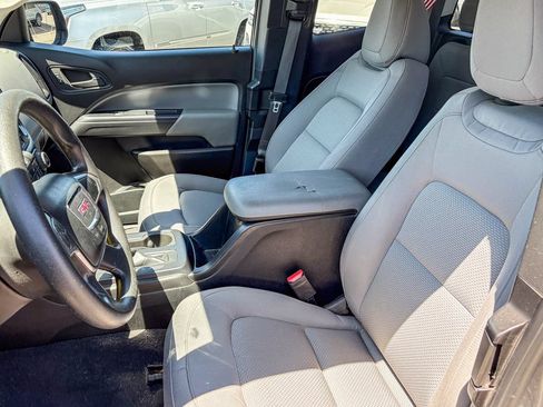 Used 2019 GMC Canyon W/T w/ Convenience Package RWD image 9
