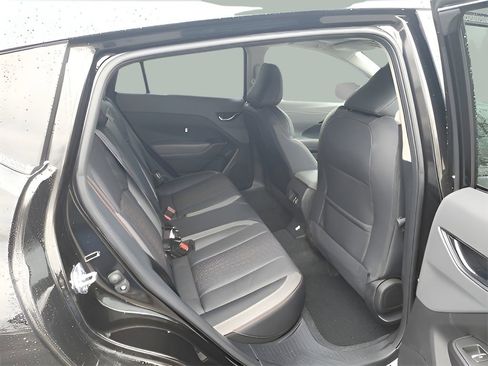 Certified 2025 Subaru Crosstrek 2.5i Limited w/ Crosstrek Mirror Package image 12