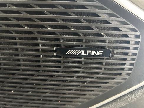 Used 2022 Jeep Wagoneer Series II AWD/4WD image 19
