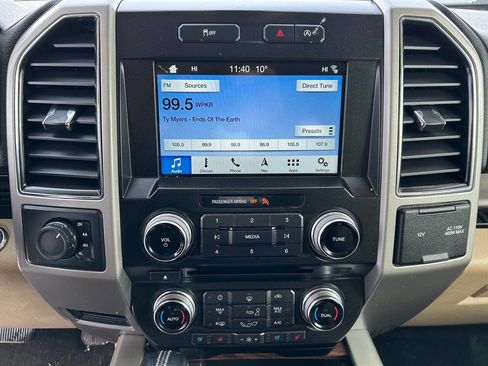 Used 2017 Ford F150 Lariat w/ Equipment Group 502A Luxury image 15