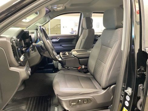 Used 2023 Chevrolet Silverado 1500 RST w/ Z71 Off-Road Package image 17