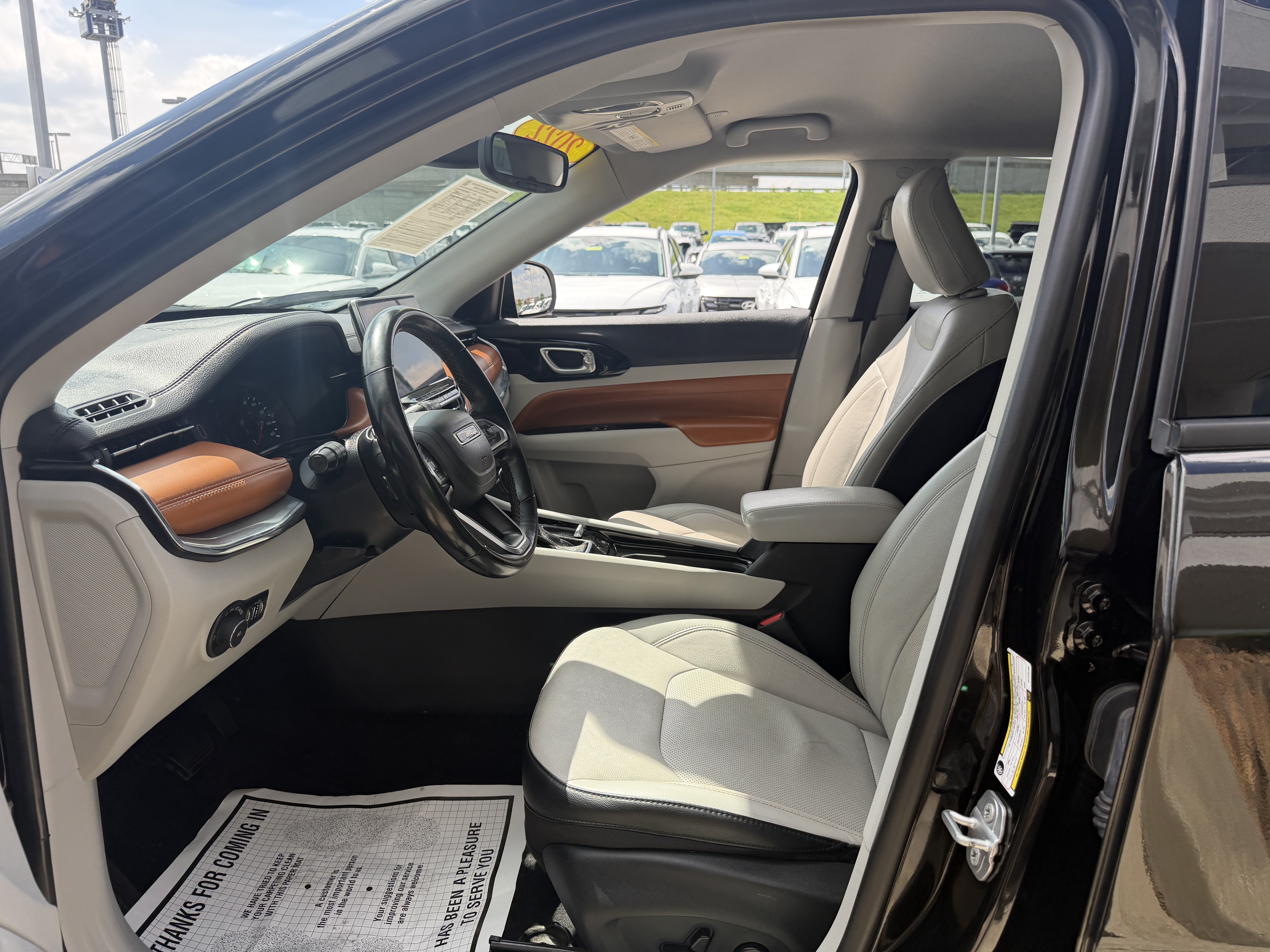 Used 2022 Jeep Compass Limited AWD/4WD image 31