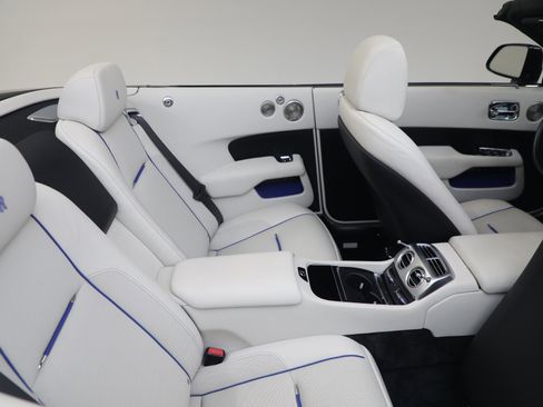 Certified 2017 Rolls-Royce Dawn image 36