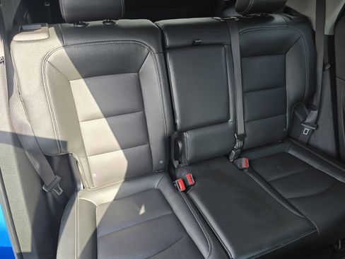 Used 2024 GMC Terrain SLT FWD image 28
