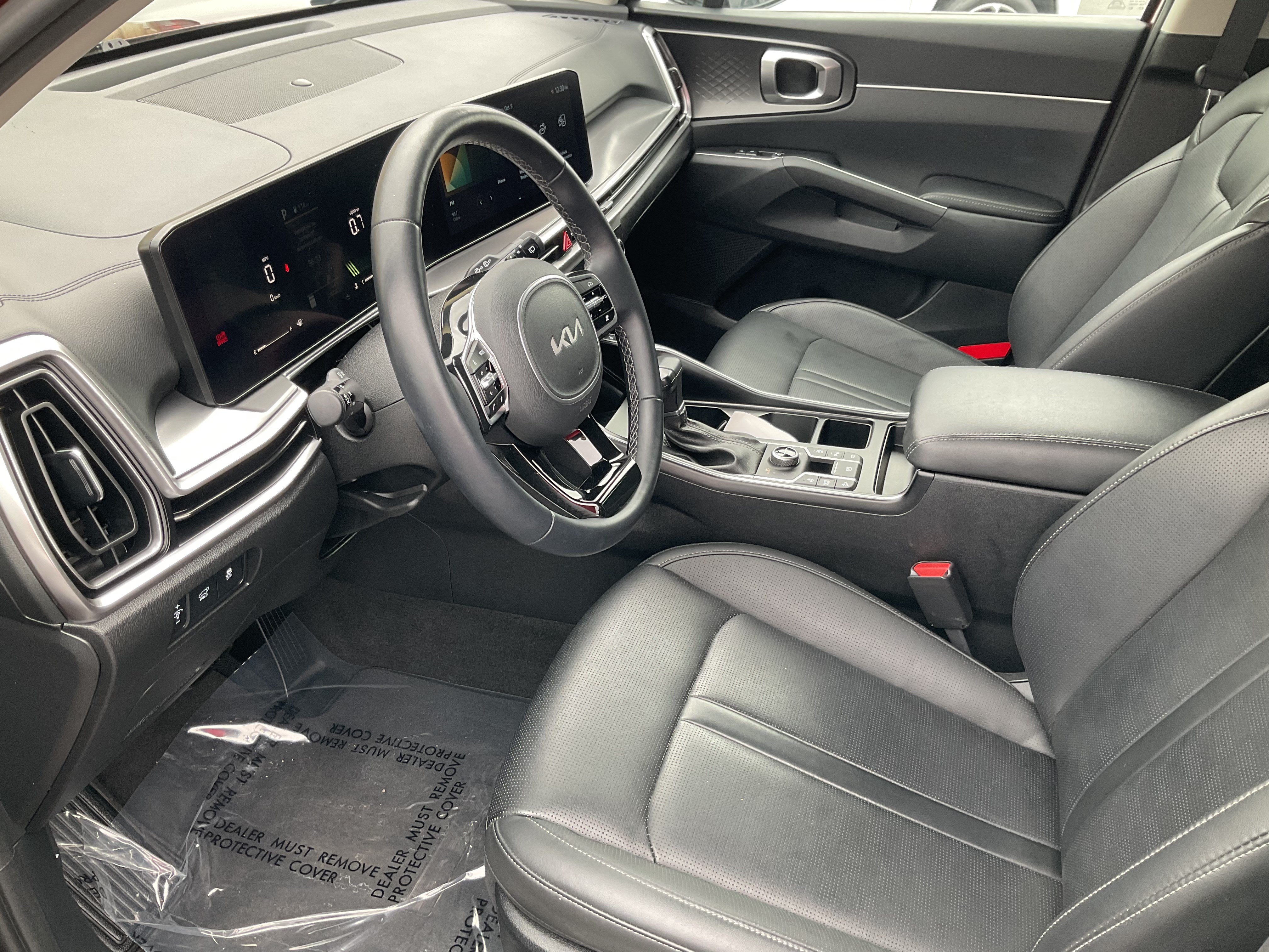 Used 2025 Kia Sorento EX AWD/4WD image 19