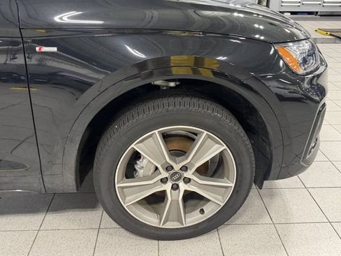 Used 2025 Audi Q5 2.0T Premium w/ Convenience Plus Package AWD/4WD image 9