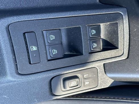 Used 2021 Ford Bronco Badlands image 20