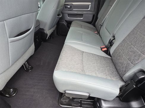 Used 2018 RAM 3500 Big Horn image 9