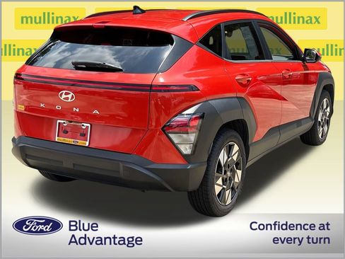 Used 2024 Hyundai Kona SEL FWD image 4
