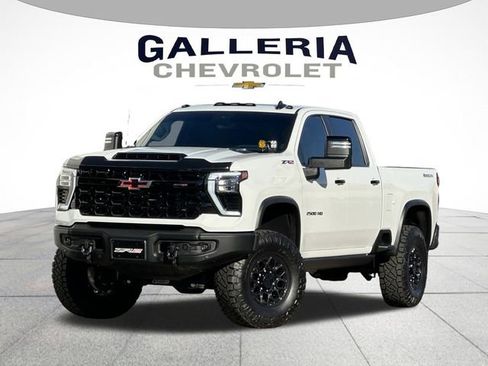 Certified 2025 Chevrolet Silverado 2500 ZR2 w/ ZR2 Bison Edition image 1