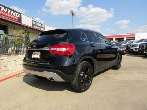 Used 2020 Mercedes-Benz GLA 250 GLA 250 4MATIC SUV image 4
