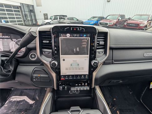 Used 2024 RAM 2500 Laramie w/ Chrome Bumper Package image 19