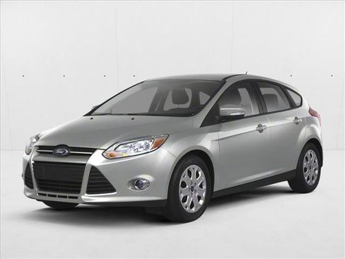 Used 2013 Ford Focus SE FWD image 1